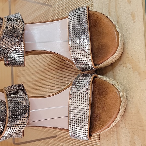 Stuart Weitzman Metal Mesh Platform Wedge Sandals sz8 - Picture 3 of 10